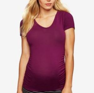 A pea in the pod maternity tshirt